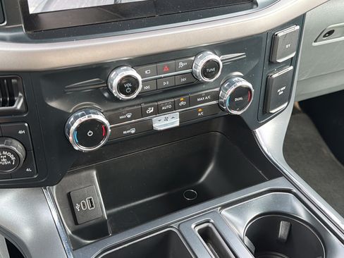 Used 2025 Ford F150 XLT w/ Equipment Group 301A Standard AWD/4WD image 27