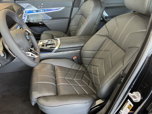New 2026 BMW 760i xDrive AWD/4WD image 19