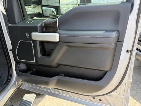 Used 2022 Ford F450 Lariat w/ Lariat Ultimate Package AWD/4WD image 26