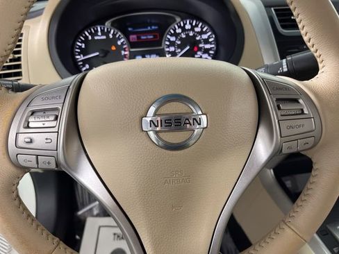 Used 2015 Nissan Altima 2.5 SV w/ Convenience Package FWD image 21