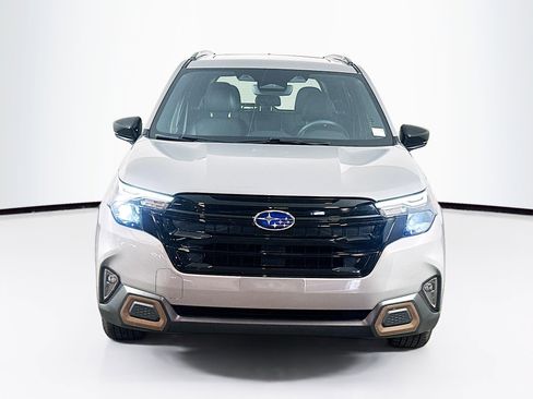 Used 2025 Subaru Forester Sport w/ Popular Package #1 AWD/4WD image 2