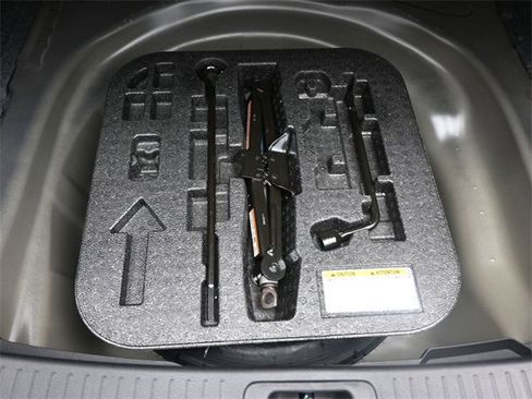 New 2026 Toyota Highlander Limited image 12