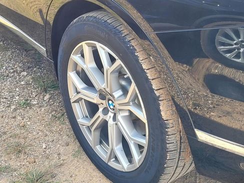 Used 2020 BMW X7 xDrive40i w/ Premium Package image 4