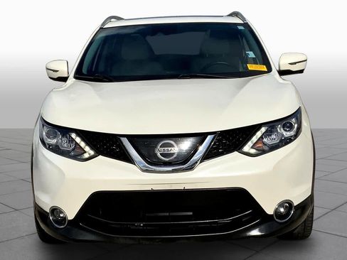 Used 2019 Nissan Rogue Sport SL w/ Premium Package image 4