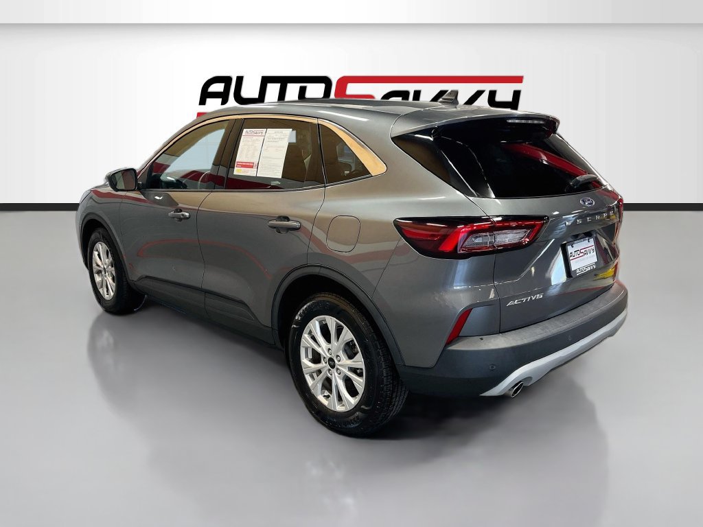 Used 2023 Ford Escape Active w/ Tech Pack #2 FWD image 5