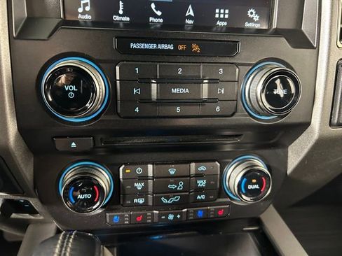 Used 2018 Ford F150 Raptor w/ Equipment Group 802A Luxury AWD/4WD image 25