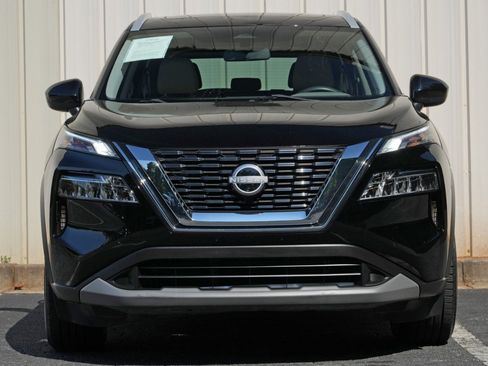 Used 2023 Nissan Rogue SV w/ SV Premium B Package FWD image 6
