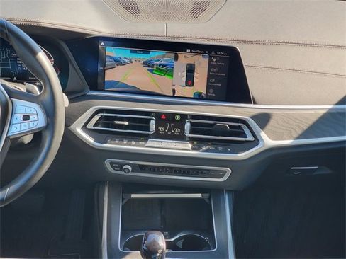 Used 2022 BMW X7 xDrive40i w/ Premium Package image 33