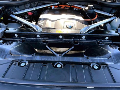 Certified 2024 BMW X5 xDrive50e w/ Parking Assistance Package image 34