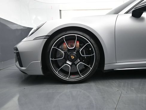 Certified 2025 Porsche 911 Turbo S AWD/4WD image 4