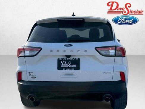 Used 2022 Ford Escape SE w/ SE Sport Appearance Package image 9
