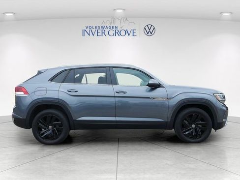 Certified 2023 Volkswagen Atlas Cross Sport SE w/ Panoramic Sunroof Package AWD/4WD image 8