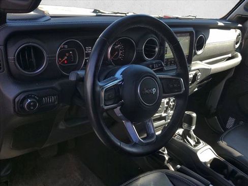 Used 2021 Jeep Gladiator Overland w/ Popular Equipment Package AWD/4WD image 11