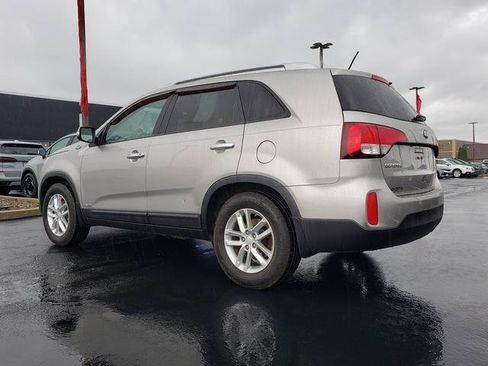 Used 2015 Kia Sorento LX AWD/4WD image 6
