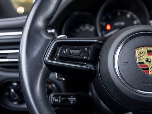 Certified 2023 Porsche Macan GTS AWD/4WD image 30