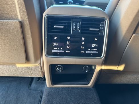 Used 2021 Porsche Cayenne GTS image 41