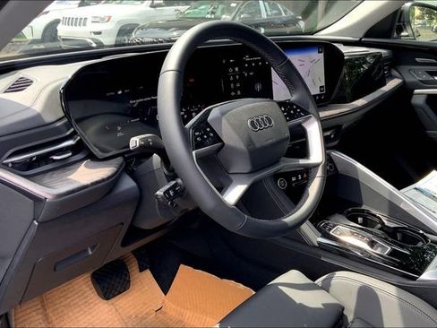 New 2025 Audi Q5 Premium Plus image 9