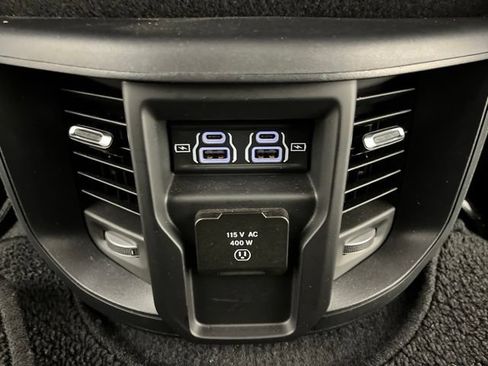 Used 2024 RAM 2500 Laramie w/ Safety Group AWD/4WD image 43