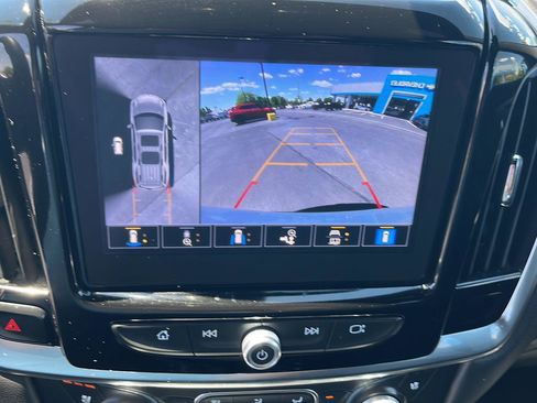 Used 2023 Chevrolet Traverse Premier w/ Redline Edition AWD/4WD image 14