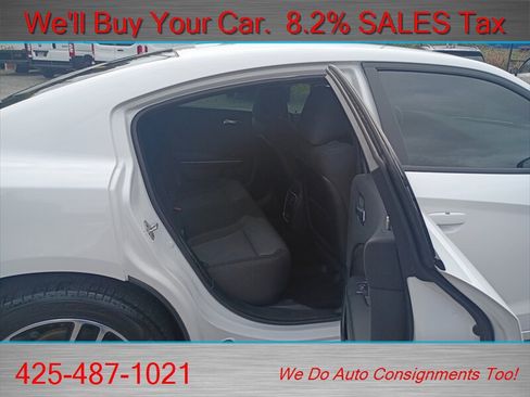 Used 2019 Dodge Charger SXT AWD/4WD image 14