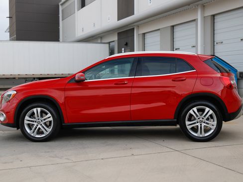 Used 2018 Mercedes-Benz GLA 250 image 8