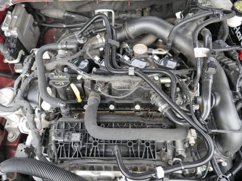 Used 2019 Ford Fusion SE image 10