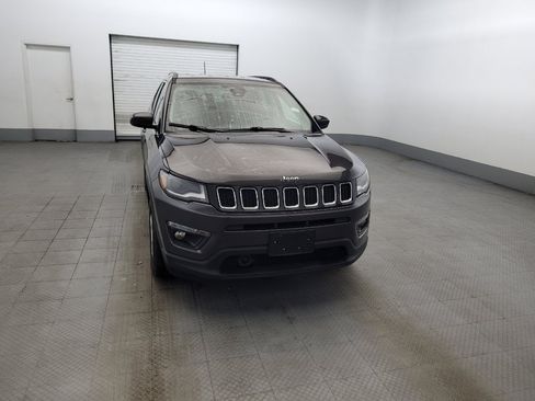 Used 2018 Jeep Compass Latitude w/ Popular Equipment Group AWD/4WD image 14