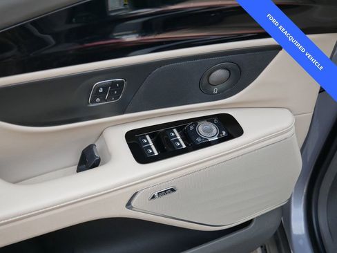 Used 2024 Lincoln Nautilus Premier w/ Equipment Group 102A image 15