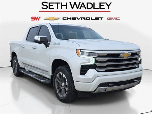 Used 2024 Chevrolet Silverado 1500 High Country w/ Technology Package image 1