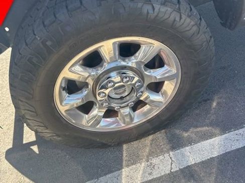 Used 2016 Ford F250 Lariat w/ Lariat Interior Package image 3