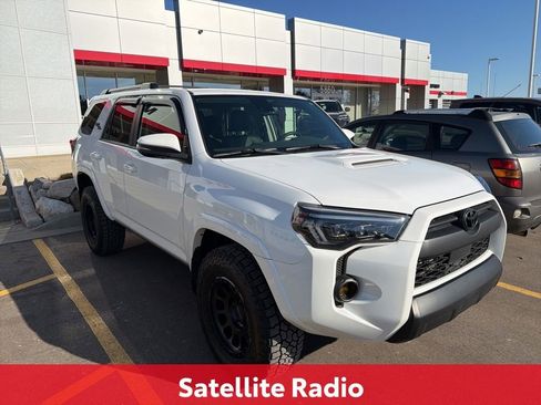 Certified 2024 Toyota 4Runner TRD Off-Road Premium w/ Moonroof Package image 32