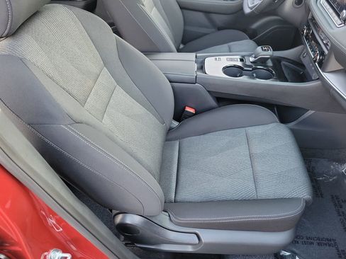 New 2026 Nissan Rogue SV image 12