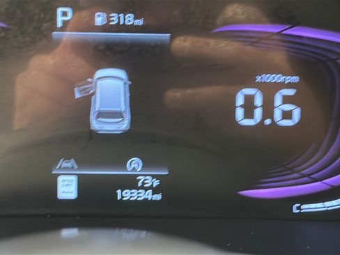 Used 2025 Kia Soul LX w/ LX Technology Package FWD image 15