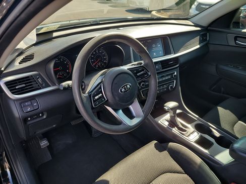 Used 2020 Kia Optima LX image 18