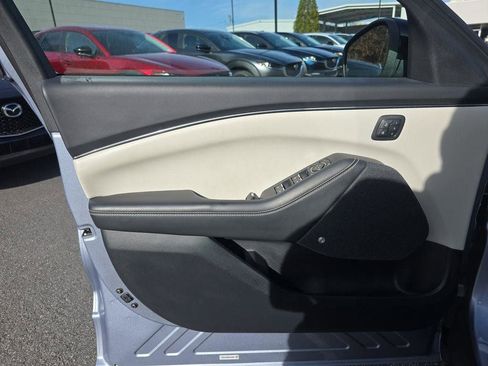 Used 2022 Ford Mustang Mach-E Premium image 19