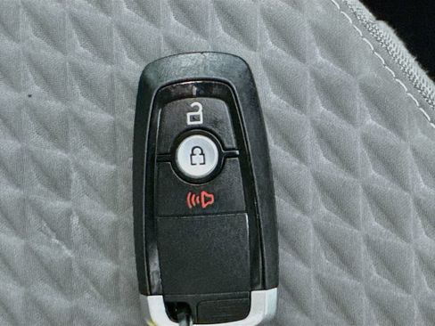 Used 2020 Ford Escape SE FWD image 37