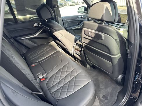 New 2026 BMW X5 xDrive40i w/ M Sport Package image 32