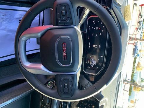 New 2026 GMC Sierra 2500 SLT w/ SLT Premium Package image 27