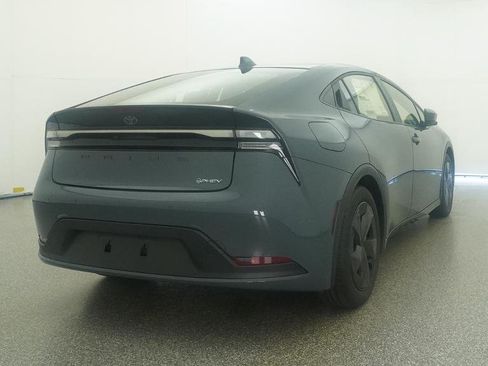New 2026 Toyota Prius Plug-In Hybrid FWD image 21