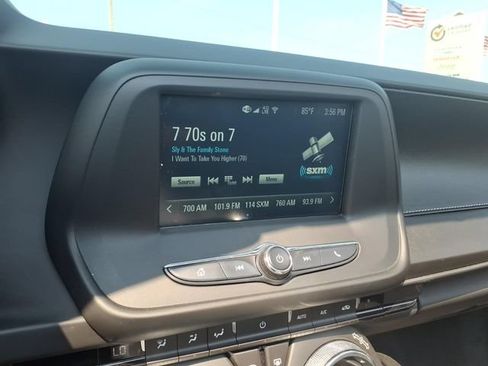 Used 2018 Chevrolet Camaro LT RWD image 17