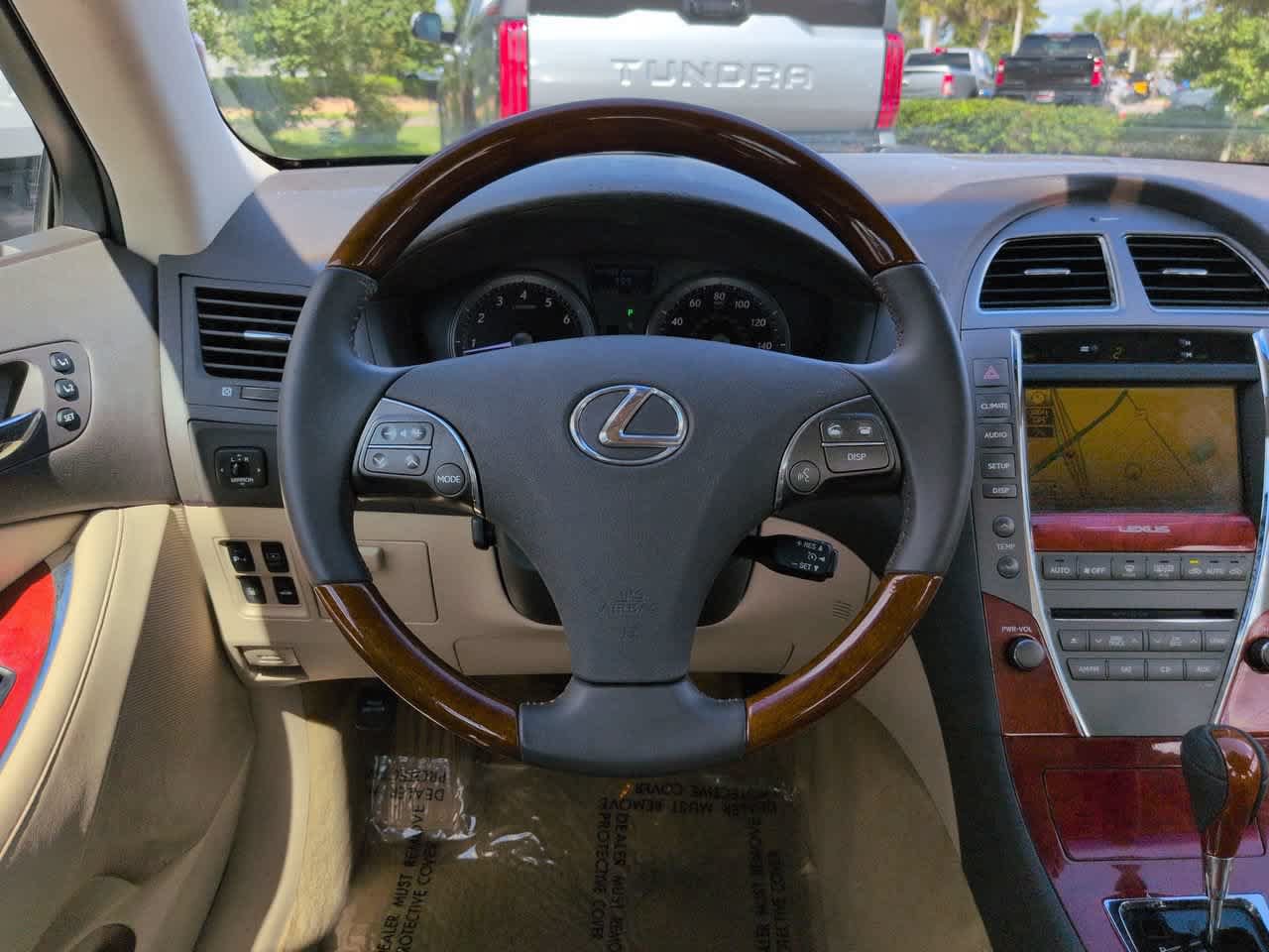Used 2010 Lexus ES 350 w/ Preferred Accessory Package FWD image 15