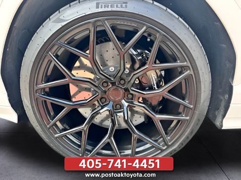 Used 2020 Lamborghini Urus AWD/4WD image 15