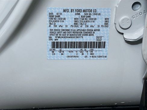 Used 2025 Ford Explorer Active image 36