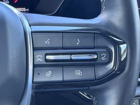 Used 2024 Chevrolet Colorado ZR2 w/ ZR2 Convenience Package III AWD/4WD image 10