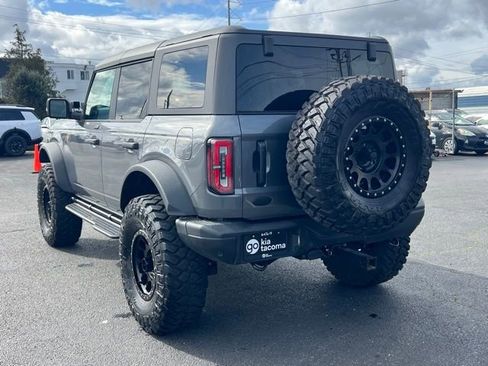 Used 2022 Ford Bronco Badlands image 11