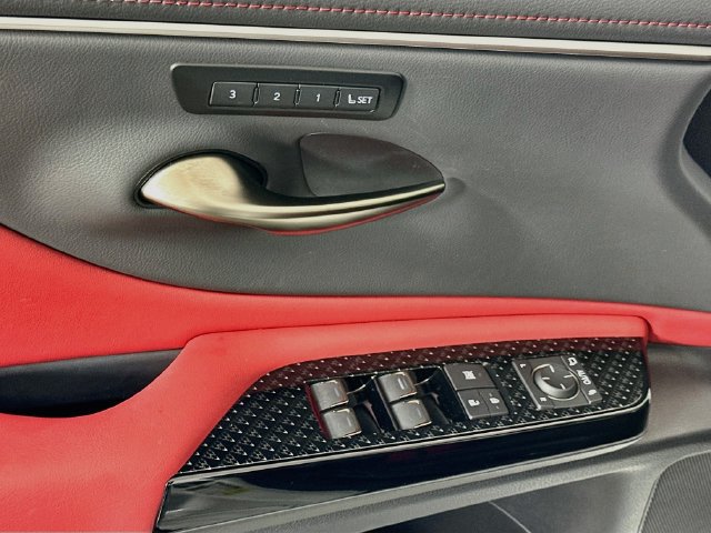 Used 2025 Lexus ES 350 F Sport FWD image 18