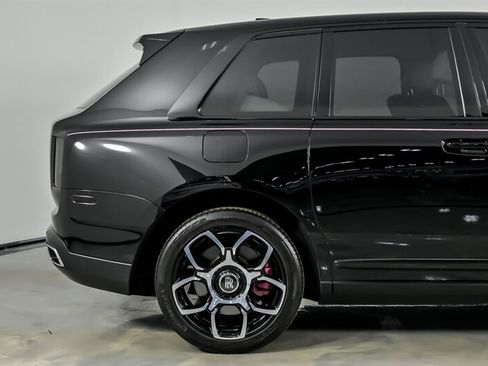 Used 2021 Rolls-Royce Cullinan AWD/4WD image 13