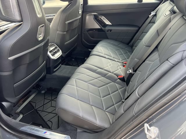 Used 2023 BMW 760i xDrive w/ Luxury Rear Seating Package AWD/4WD image 12