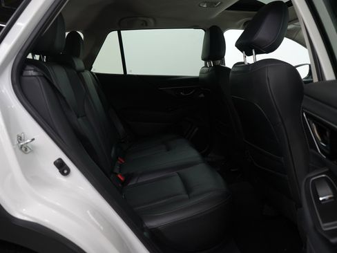 Used 2023 Subaru Outback Limited image 10