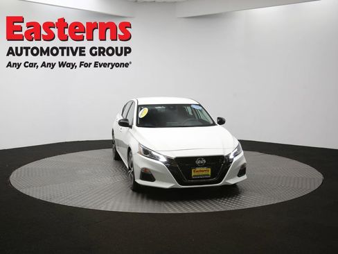 Used 2022 Nissan Altima 2.5 SR FWD image 50